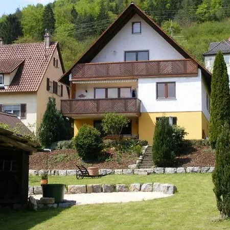 Holiday Renate Apartment