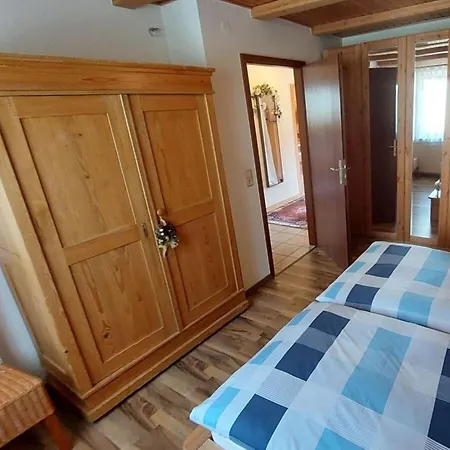 Holiday Renate Apartment